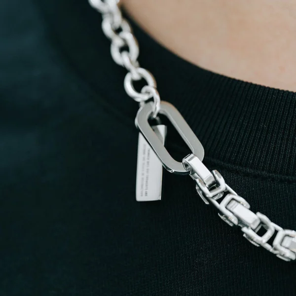 sg-11134201-7rd4i-lvvk70esdl7976 Essential Tribrid Silver Necklace