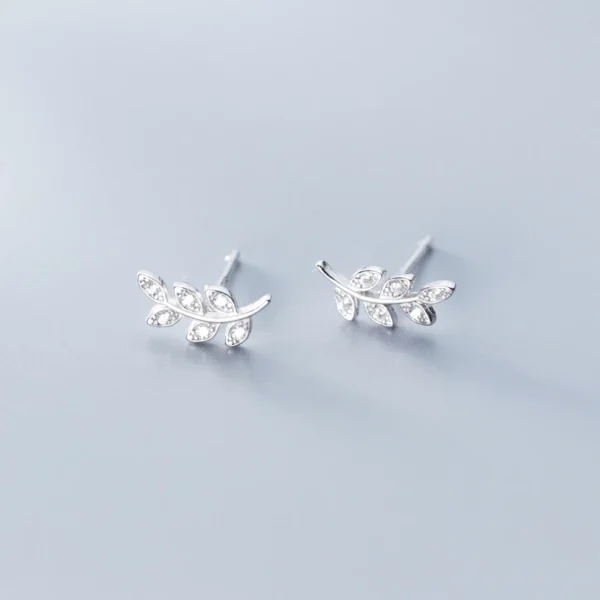 Wind Leaf Diamond Stud Earrings